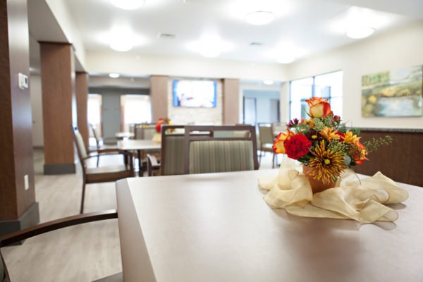 Resident dining area at Cascadia of Nampa, Idaho a physical therapy rehabilitation skilled nursing facility